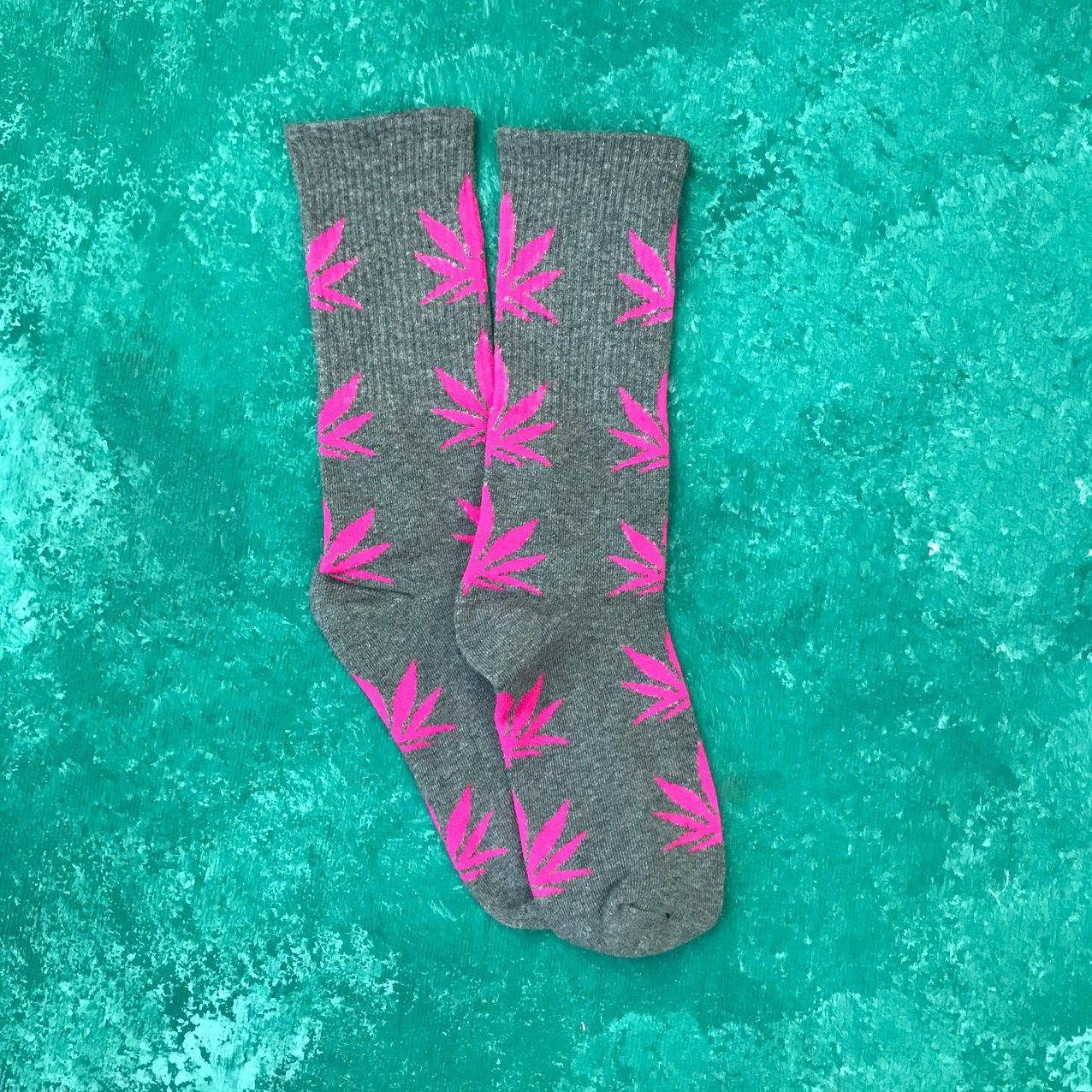 Носки Высокие Женские Мужские City-A HUF Plantlife Темно-Серые с Розовым листом 37-43, Темно-серый
Носки Высокие Женские Мужские City-A HUF Plantlife Темно-Серые с Розовым листом 37-43, Темно-серый