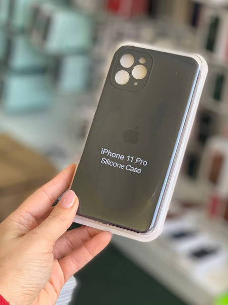 Чехол с прямыми квадратными бортами Silicone Case Square для iPhone 11 Pro Max Серый Space Grey, Фиолетовый
Чехол с прямыми квадратными бортами Silicone Case Square для iPhone 11 Pro Max Серый Space Grey, Фиолетовый