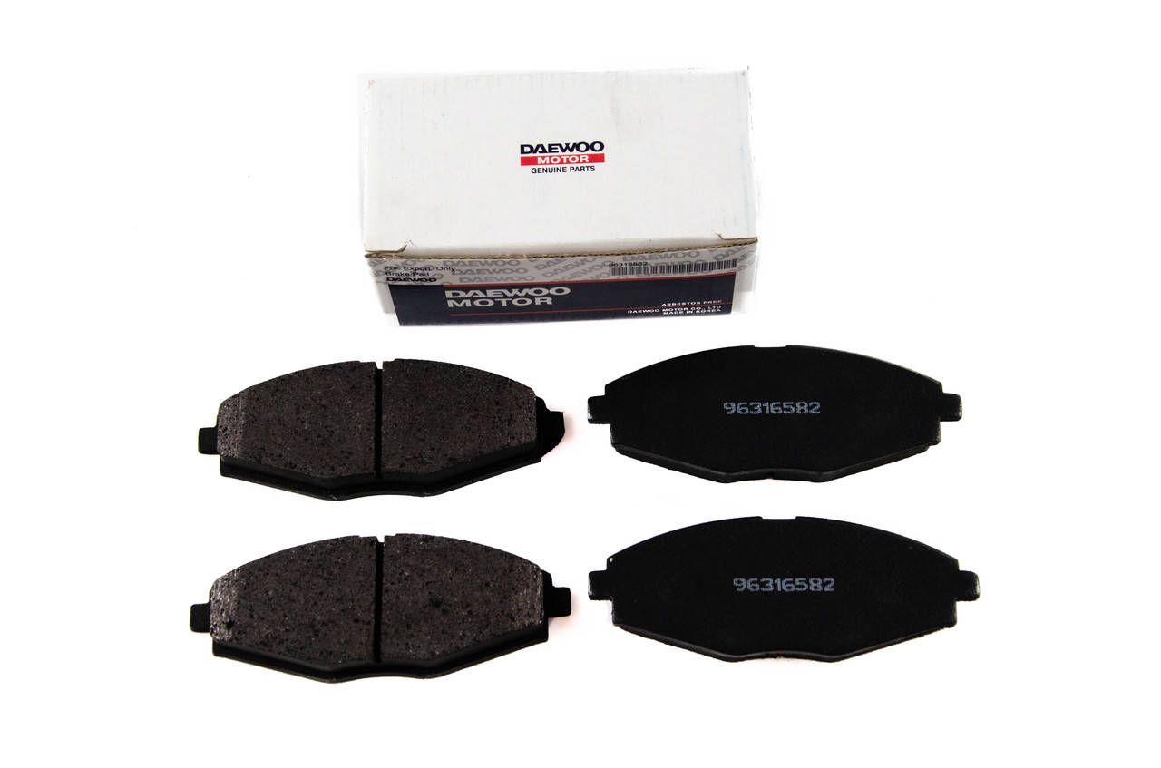 Колодки тормозные передние Daewoo Lanos/Sens, Daewoo Motor, комплект (R13) 
Колодки тормозные передние Daewoo Lanos/Sens, Daewoo Motor, комплект (R13)