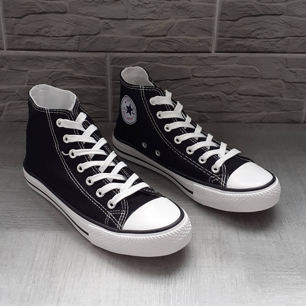 Кеды черно-белые в стиле Converse на белой подошве, текстиль, шнуровка, 41 размер на 40 (25,0см) Конверсы, Черно-белый
Кеды черно-белые в стиле Converse на белой подошве, текстиль, шнуровка, 41 размер на 40 (25,0см) Конверсы, Черно-белый