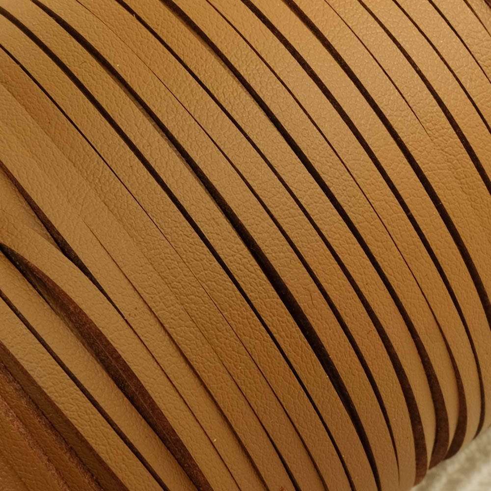 

Шнурок Плоский Кант 2.6 мм СВЕТЛО-КОРИЧНЕВЫЙ