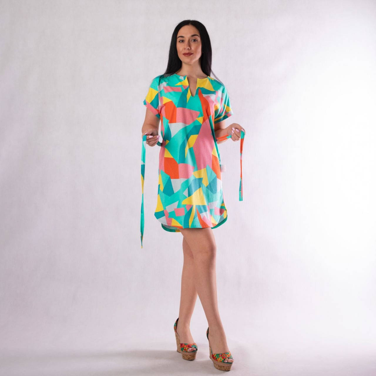 

Женское летнее платье Абстракция пояс 48/50