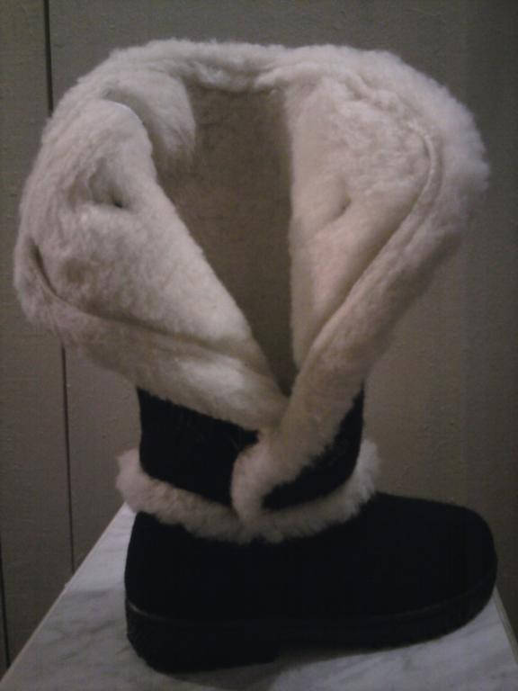 

УГГИ бурки валенки на тёпелом меху, верх шерстяное сукно чёрные, Черный