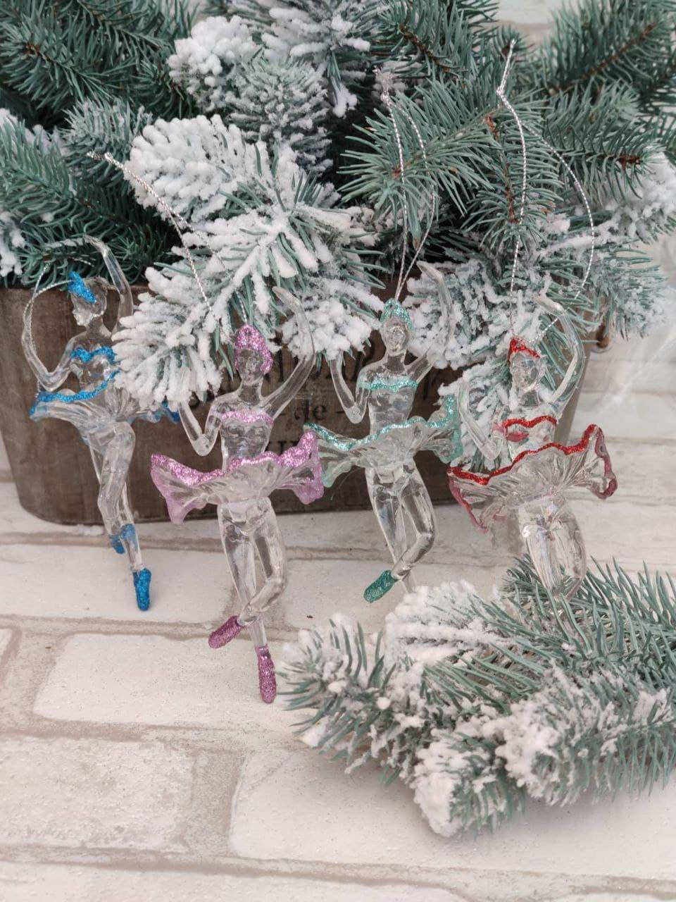 

Балерина новогодняя, подвеска из прозрачного пластика h-15 см 35\26 грн