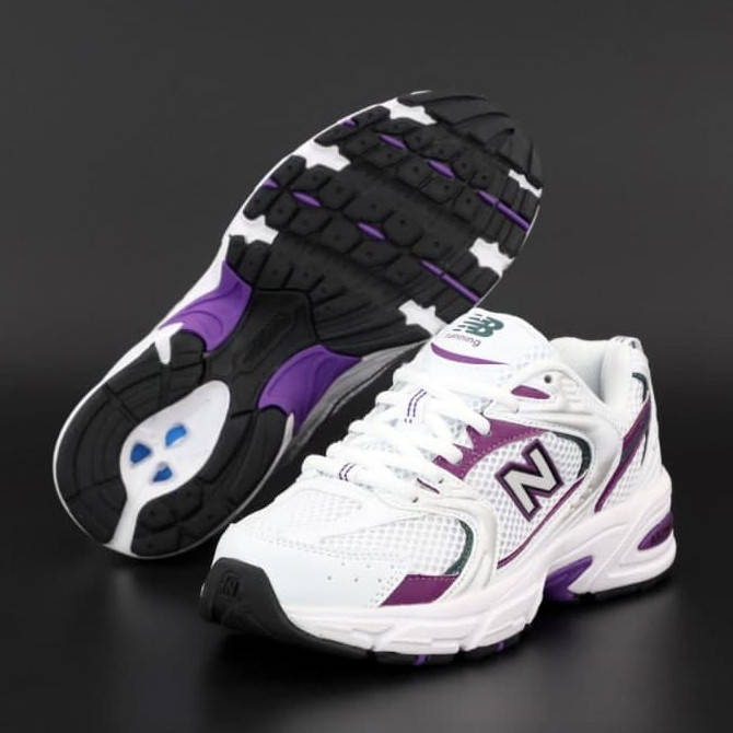 

Женские кроссовки New Balance 530, белый, фиолетовый, черный, Вьетнам, Разные цвета