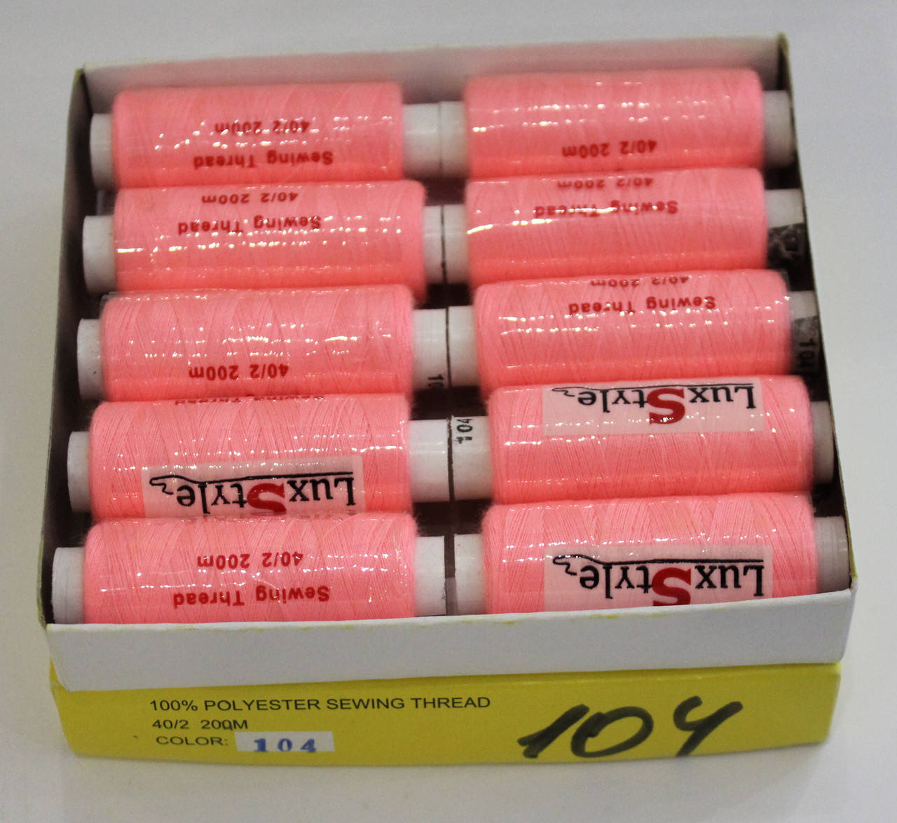 

Нитки швейные LuxStyle 40/2-200м (100% полиэстeр) №104, Разные цвета