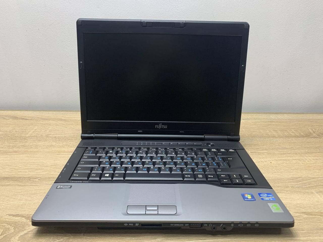 

Ноутбук Fujitsu S752, 14", Intel Core i5-3320M 3.3GHz, RAM 8ГБ, HDD 500ГБ