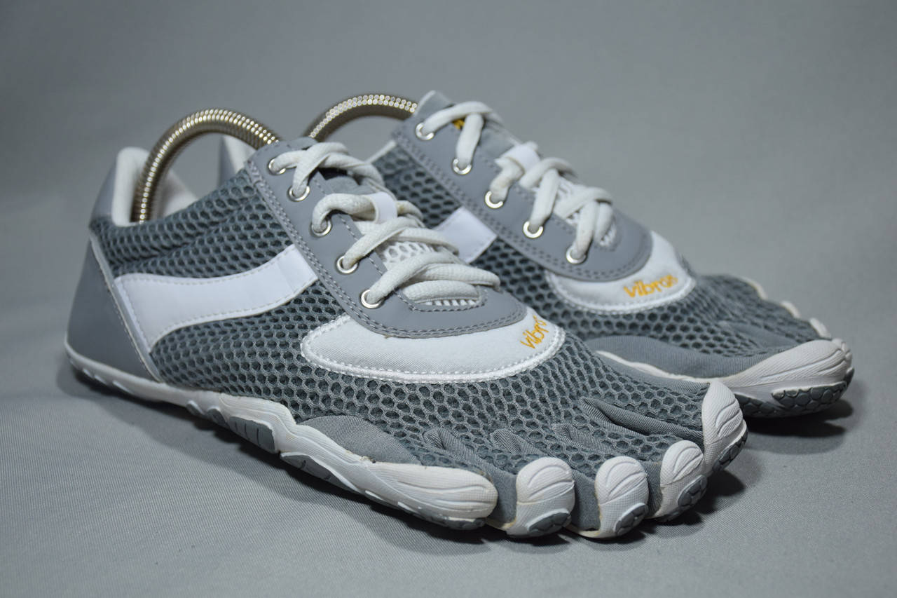 

Vibram FiveFingers Speed кроссовки пять пальцев. Оригинал. 41 р./ 26.5 см.