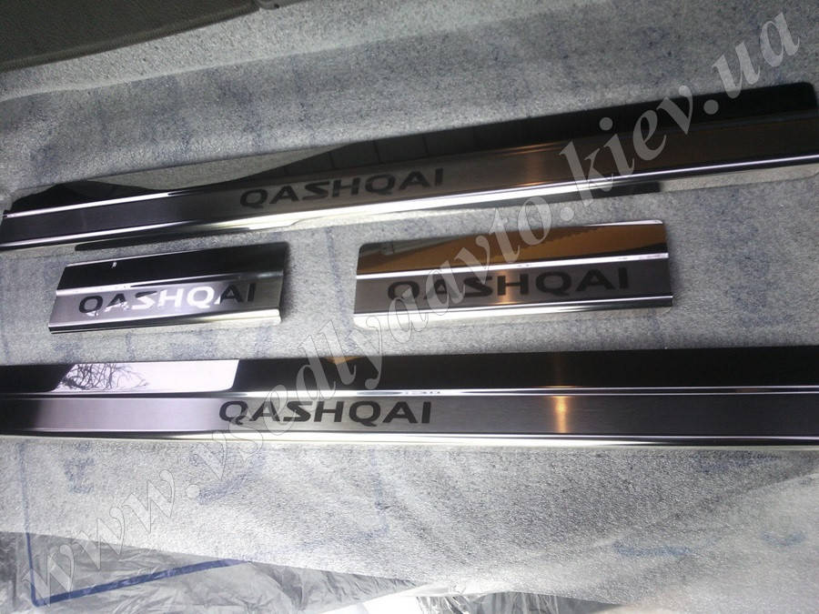 

Накладки на пороги Nissan QASHQAI с 2007-2014-гг. (Premium)
