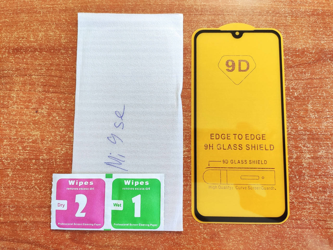 

Защитное стекло для Xiaomi Mi 9 SE 9d полный клей