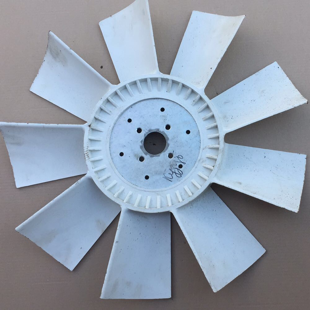 

Крыльчатка вентилятора ЯМЗ 238НБ,238АК (660 мм) (пласт.9-лопаст.) 238НБ-1308012-Б2