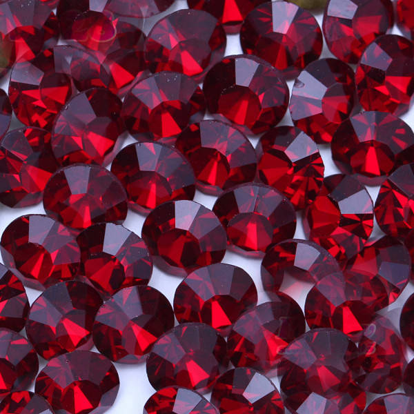 

Стразы Dk.siam ss5(1.7-1.9 мм),100 шт