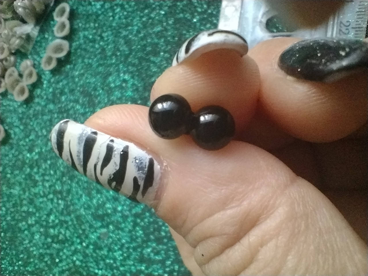 

Глазки на безопасном креплении черные 6мм, Черный