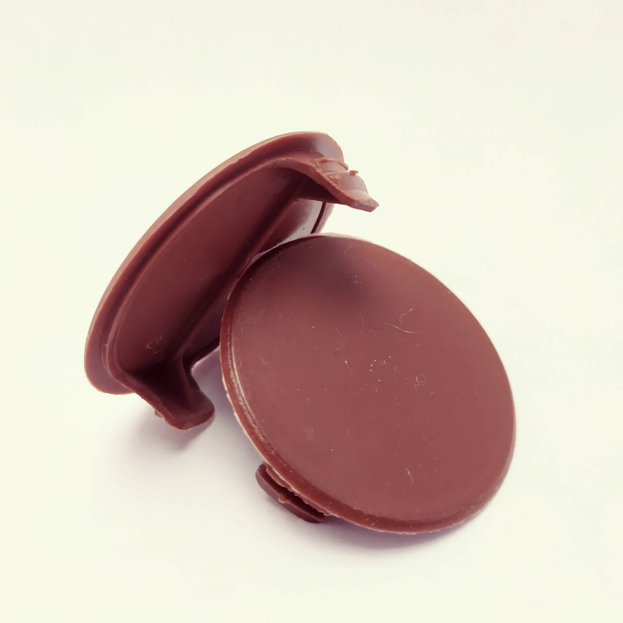 

Заглушка мебельная D40,D35 коричневая