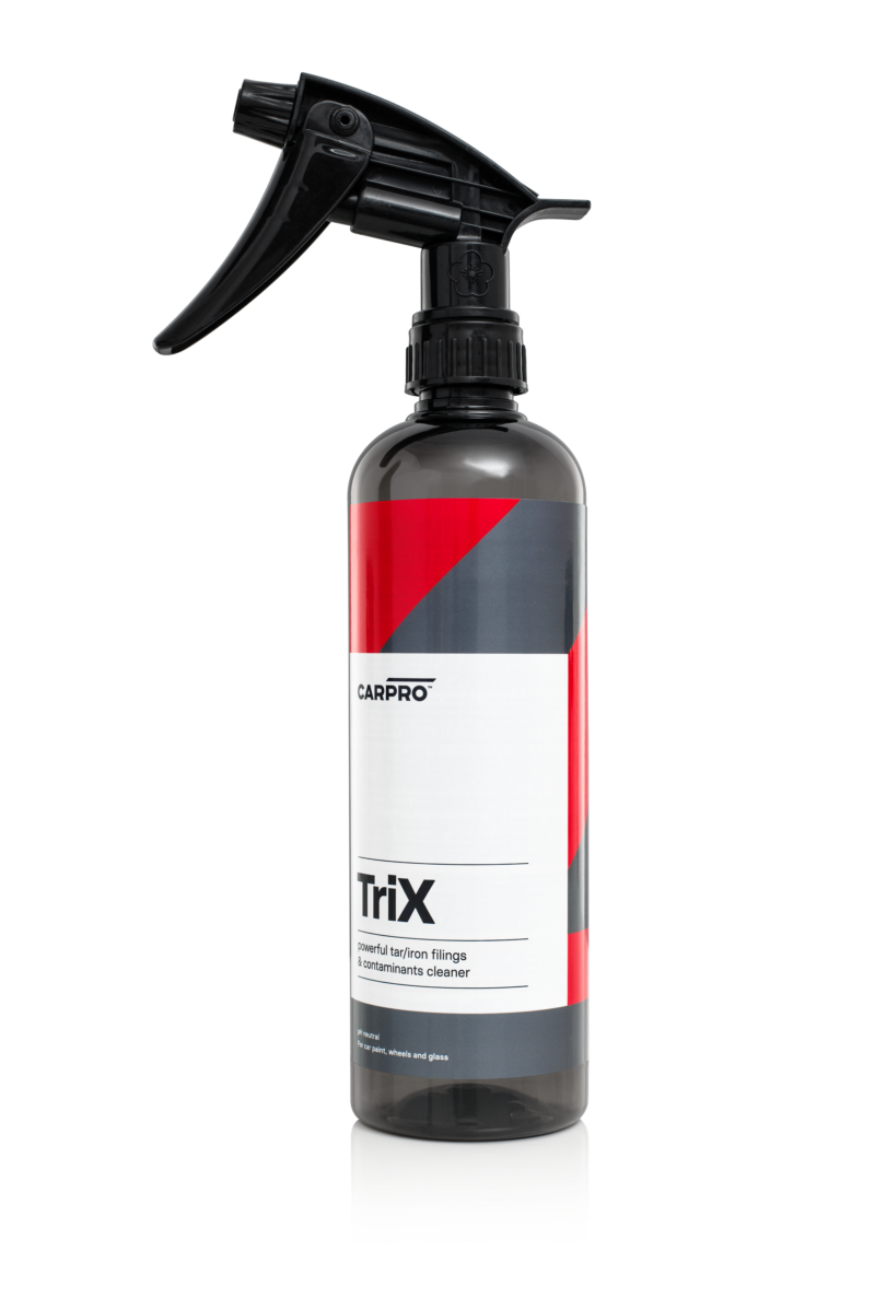

Гибридное средство для удаления смолы и ржавчины CarPro Trix 500мл 199133