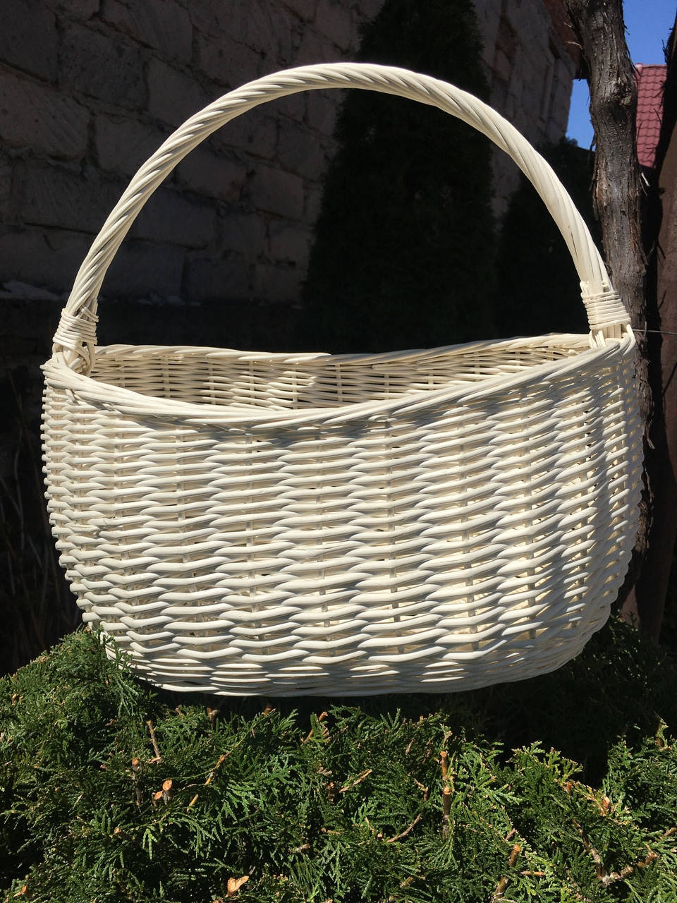 

Корзина плетеная из белой лозы с ручкой "Ямник"