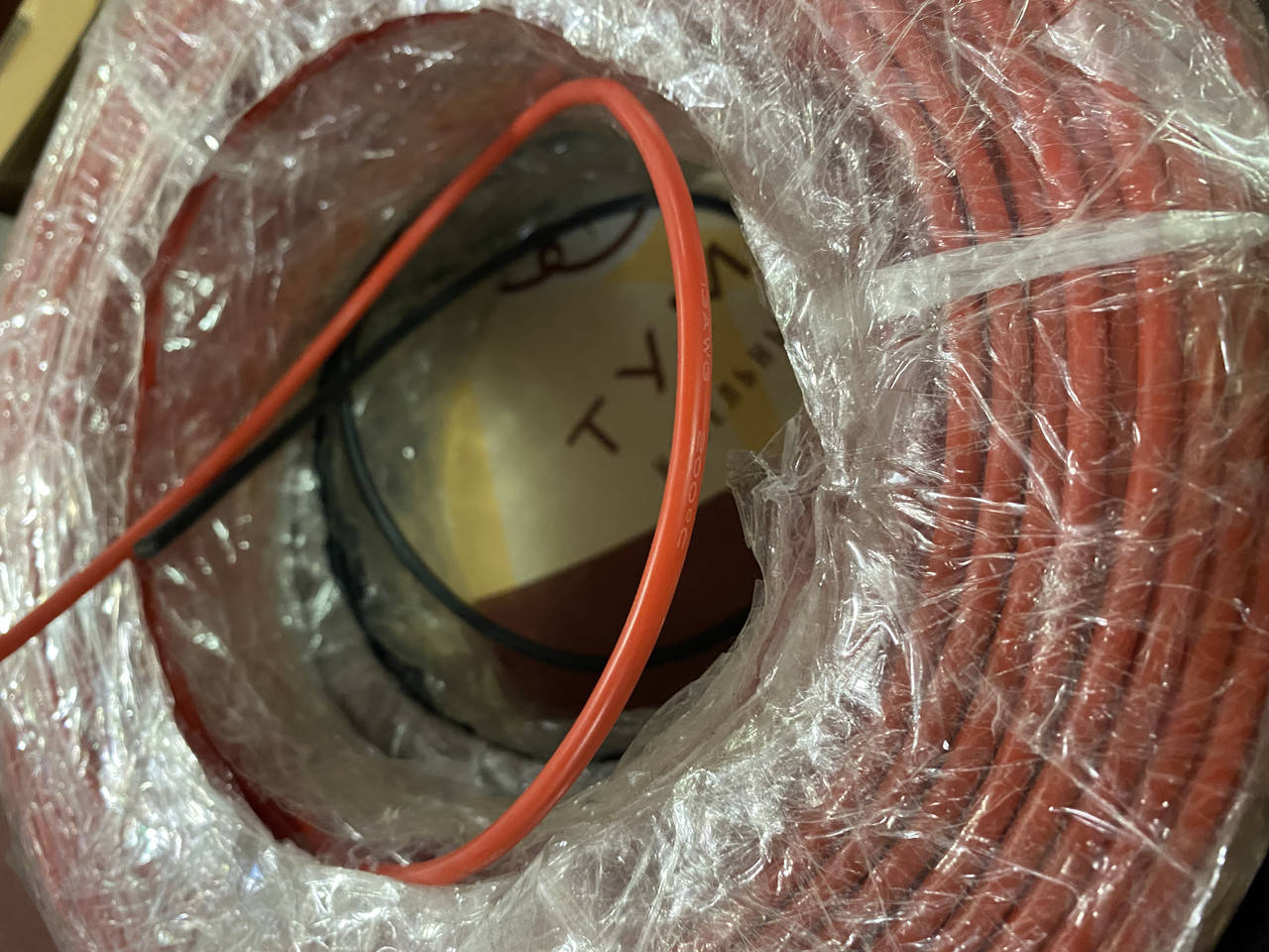 

Провод термостойкий силиконовый 13AWG(2,5mm).