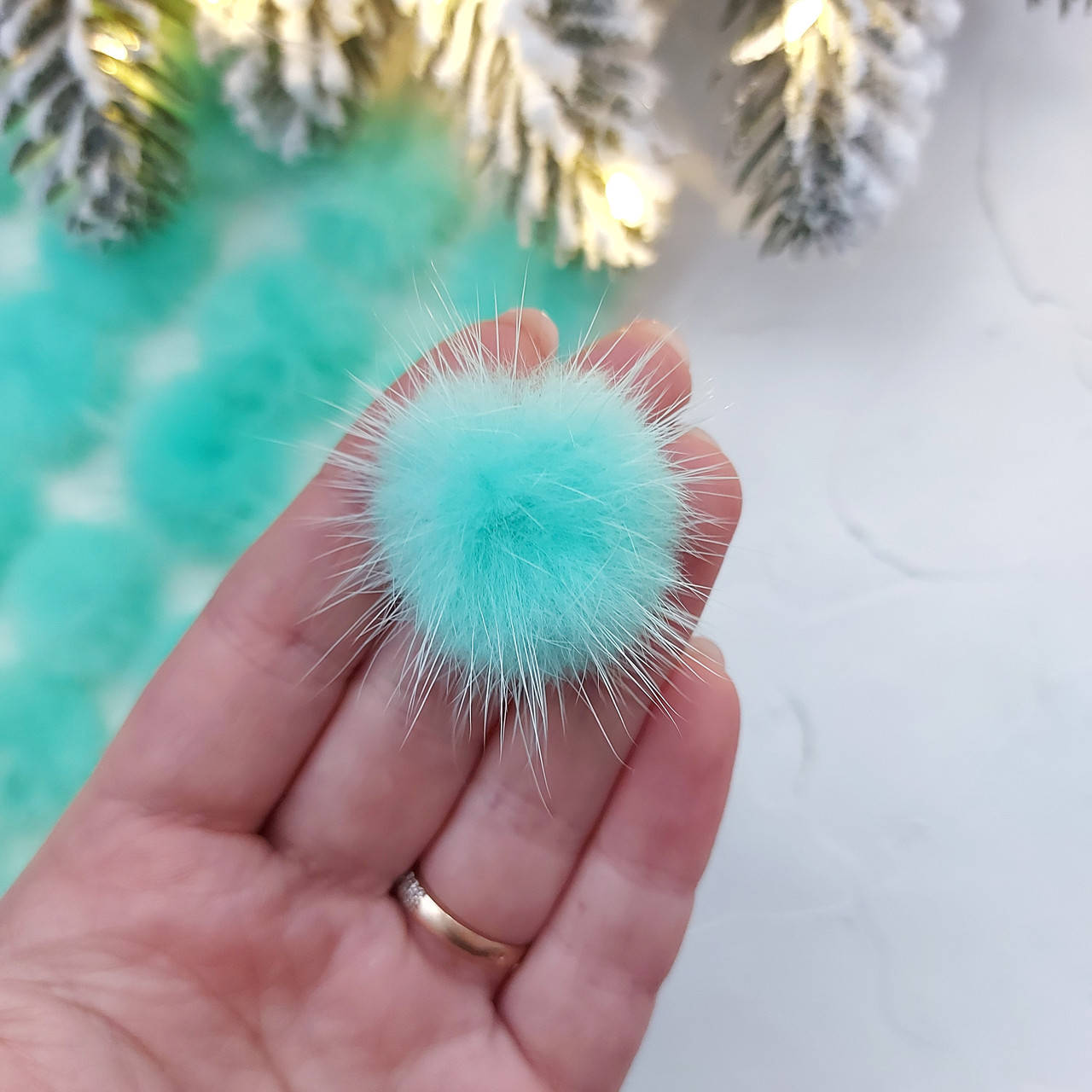 

Помпон норковий, 3см, МЯТНИЙ, (БЕЗ ОСНОВИ)