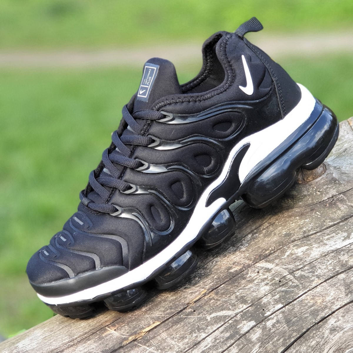 

Кроссовки мужские белые VaporMax (Код: S1473а) Только 44р!, Черный