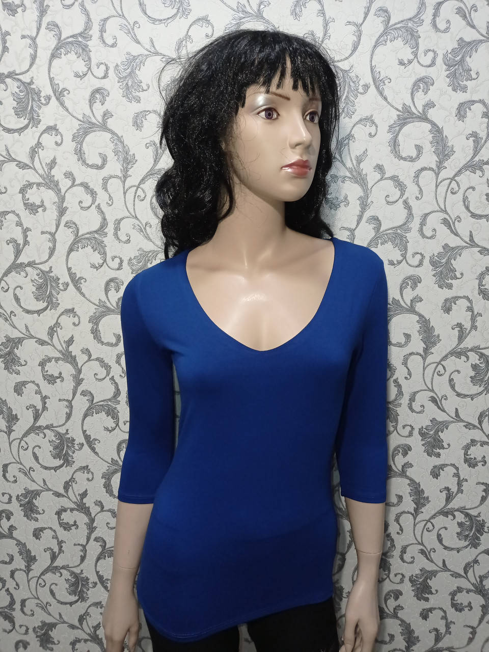 

Футболка женская трикотажная 3/4 рукав вырез однотонная 44 46 Электрик