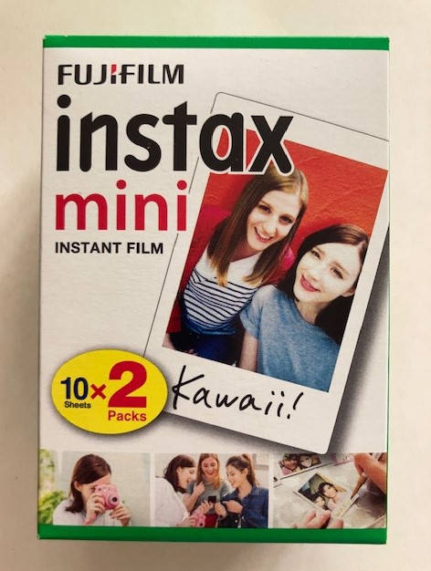 

Пленка для камер Fujifilm Instax Mini Color film 20 фотографий (2 картриджа по 10 снимком)
