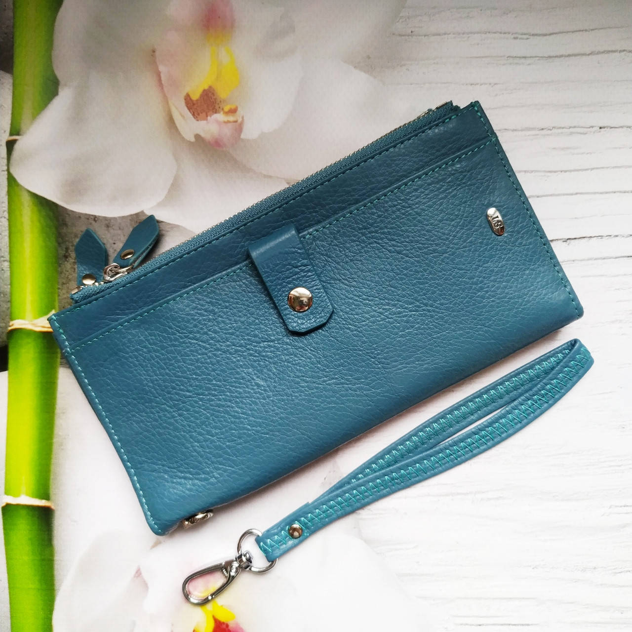 

Женский кожаный кошелек ST leather 420 голубой