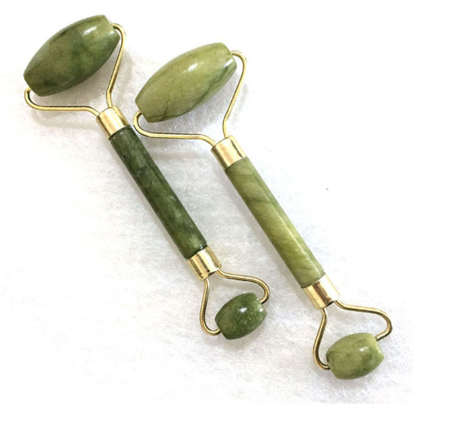 

Нефритовый массажер роллер для лица гладкий двухсторонний