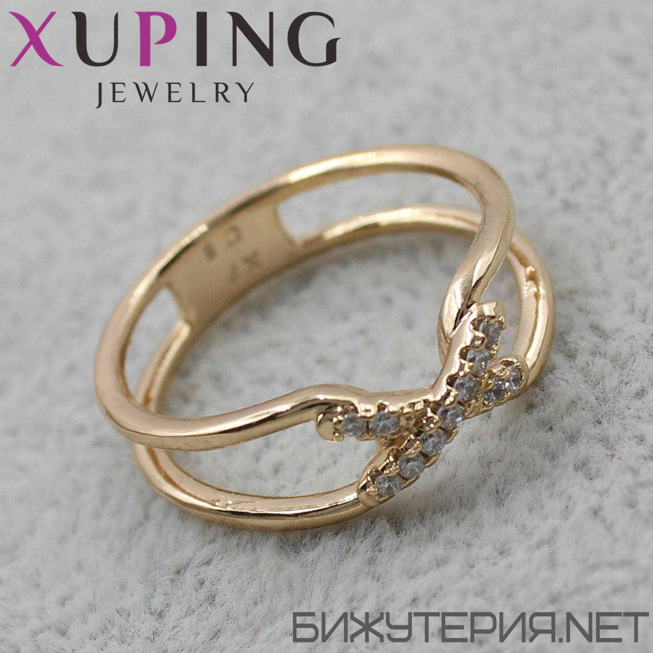 

Кольцо золотистое тонкое Xuping Jewelry крестик в стразах медицинское золото 18K