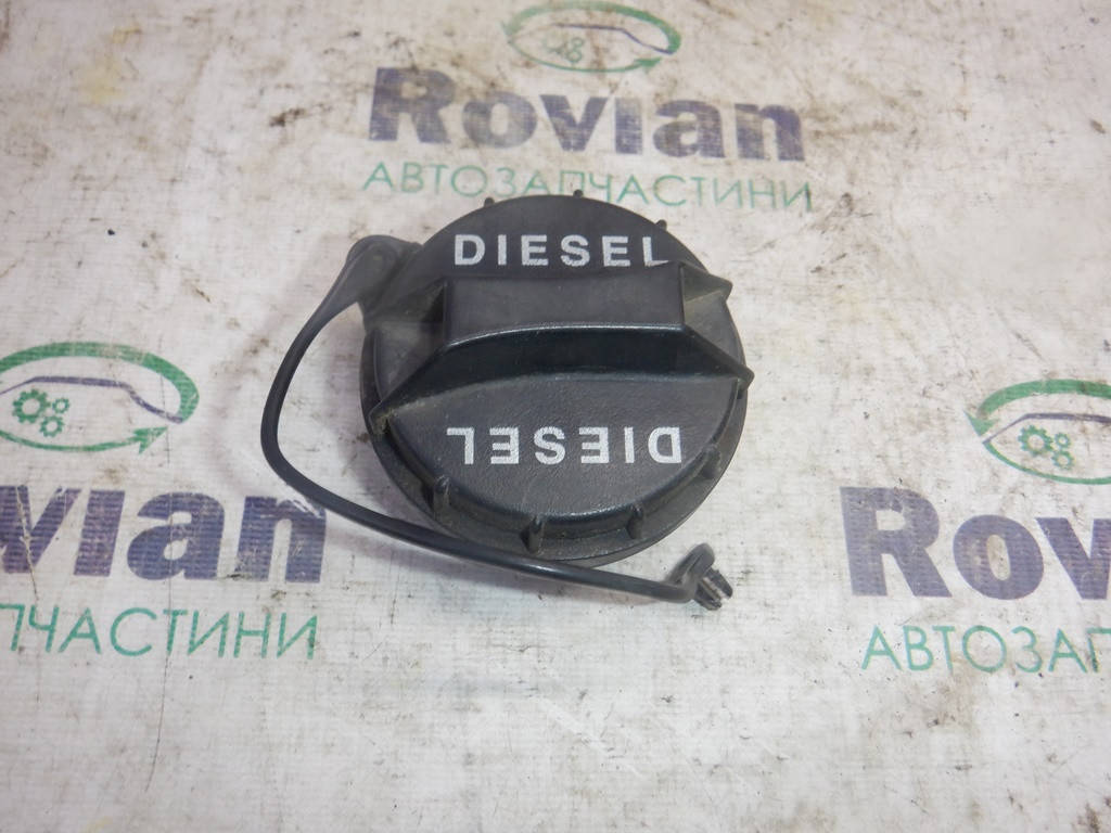 

Б/У Крышка бака Hyundai TUCSON 1 2004-2010 (Хюндай Тусон), 310103A901 (БУ-210771)