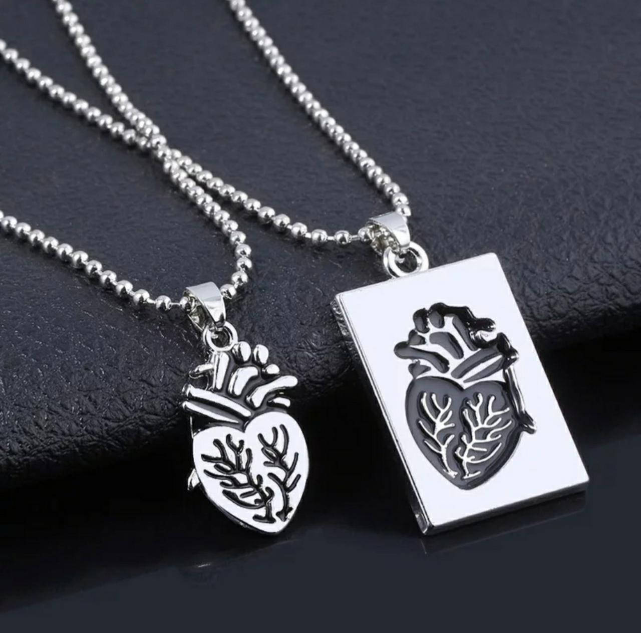 

❤️Оригінальна кулони для закоханих + коробочка в подарунок ❤️