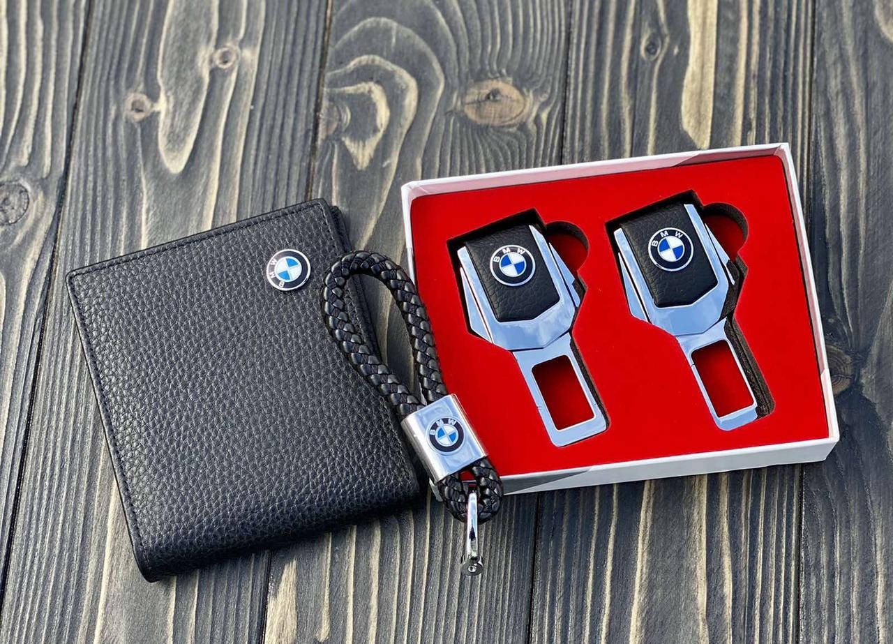 

Подарочный набор авто аксессуаров BMW