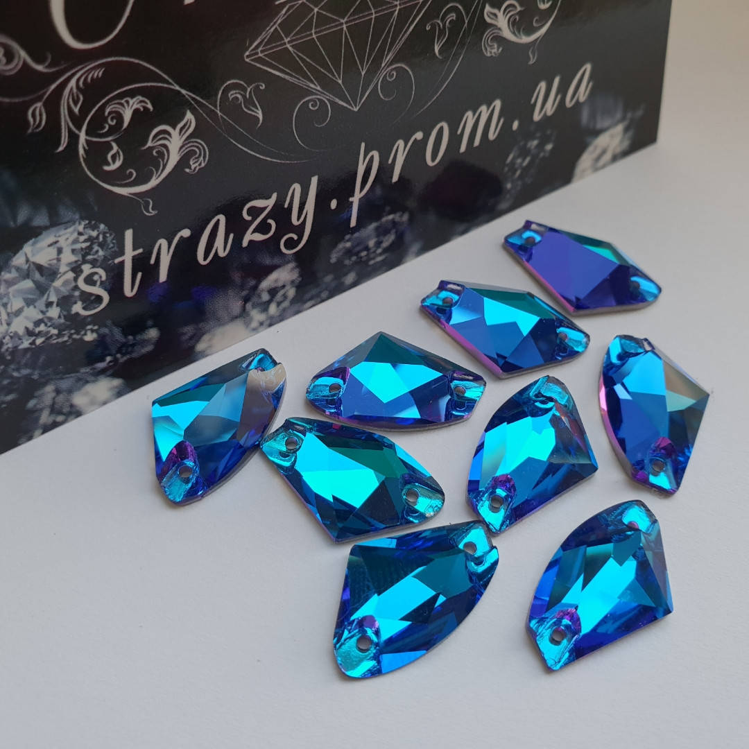 

Стразы Lux Топорик 12*19мм. Blue Zircon