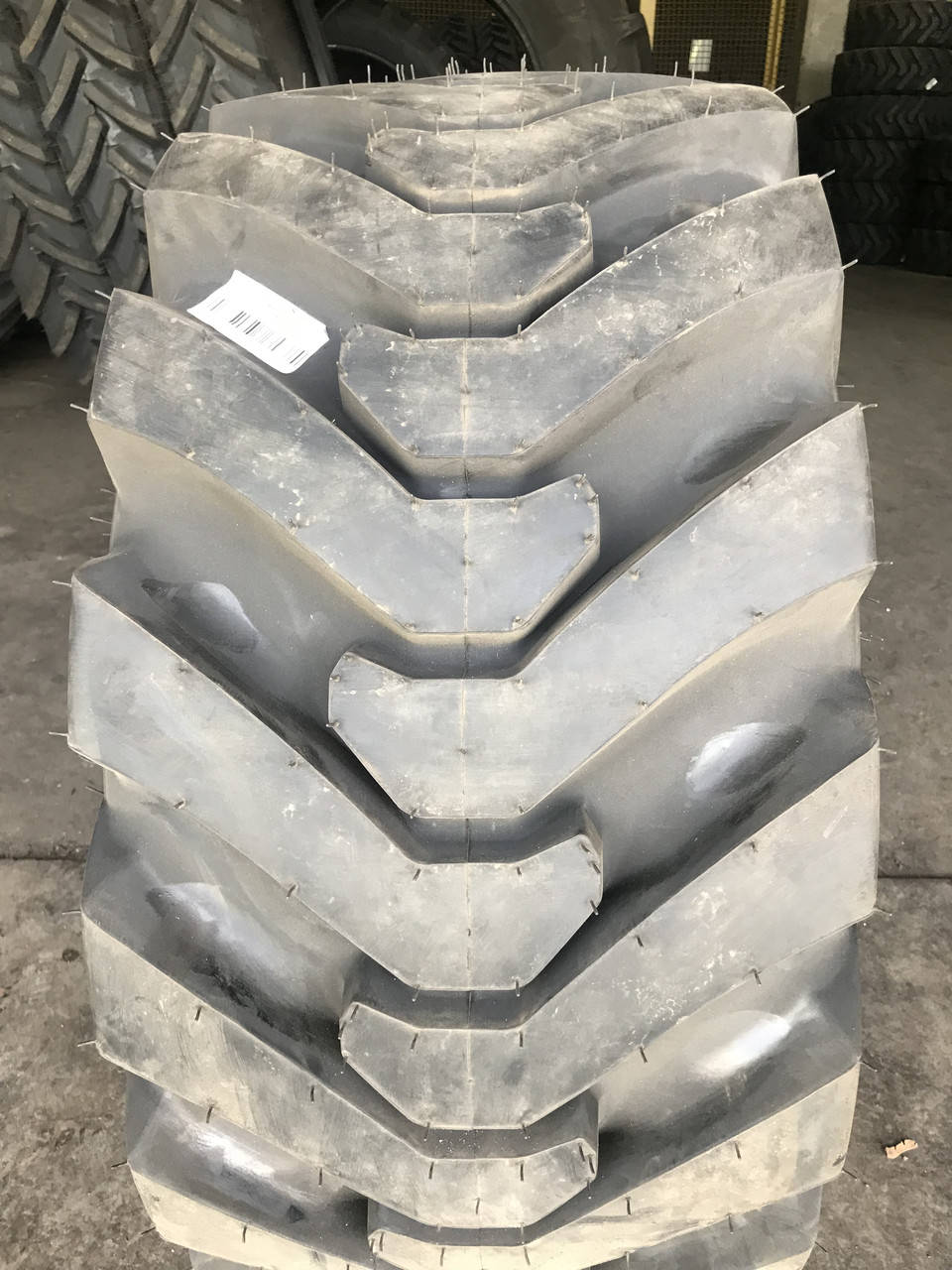 

16.0/70-20 Petlas (405/70-20) IND-25 156А8 16PR TL