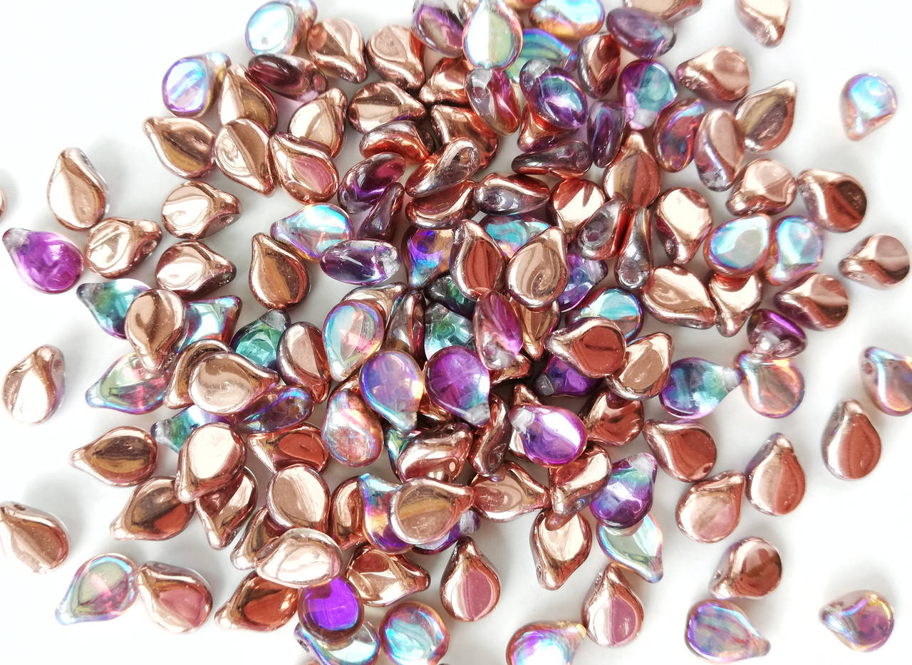 

Pip 5*7 мм Crystal Copper Rainbow Чеські намистини. Скляні. Preciosa