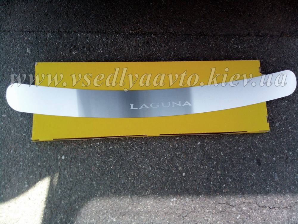 

Накладка на бампер Renault LAGUNA III универсал с 2007 г. (NataNiko), Желтый