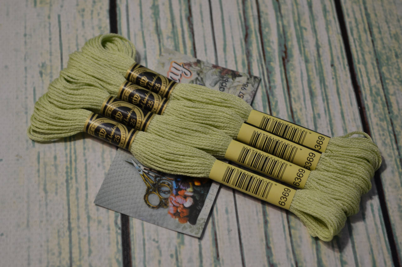 

Мулине Royal Broderie, цвет №369