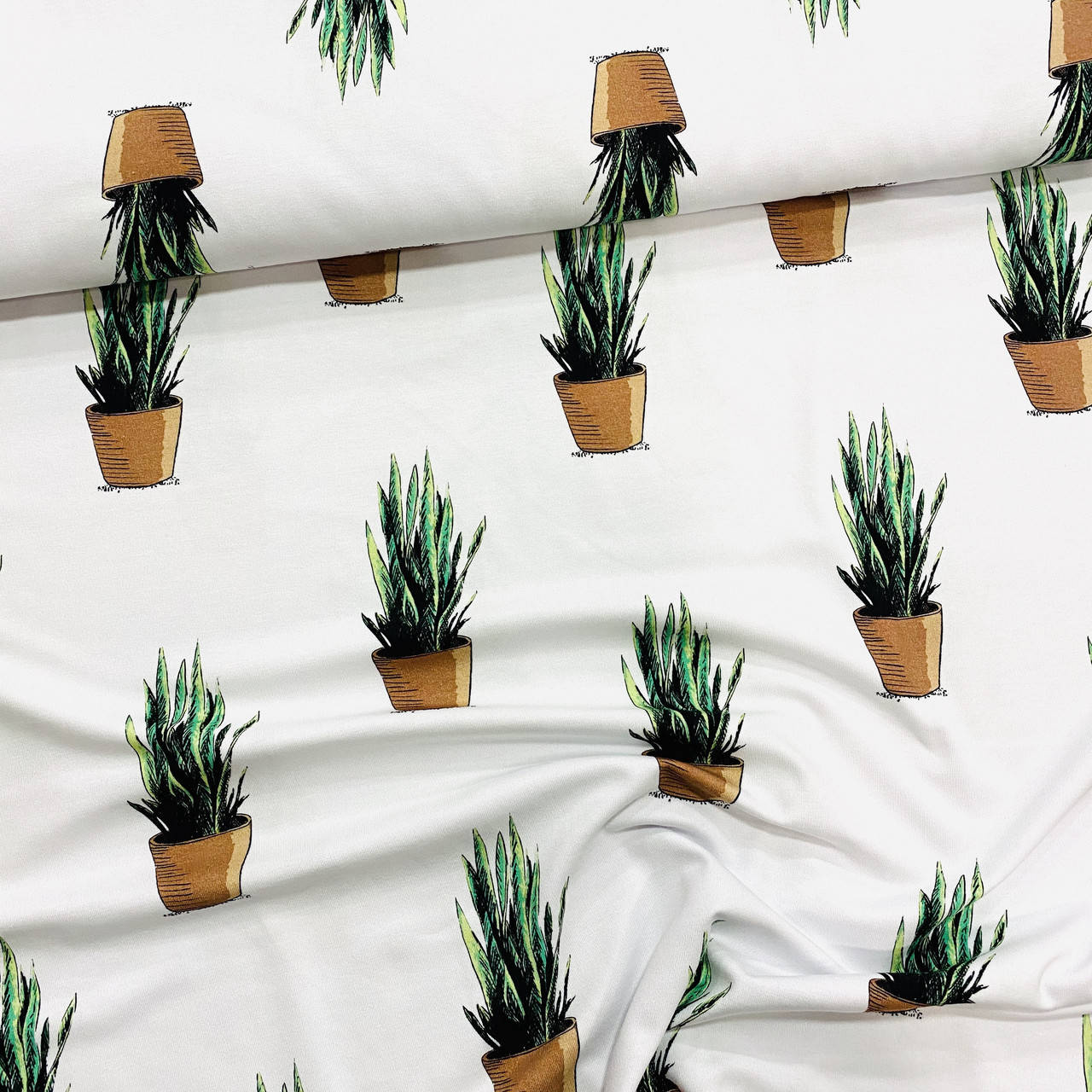 

Стрейч кулир Алое Состав 95% хлопок 5% эластан для футболок шортиков платьев лосин, Алый