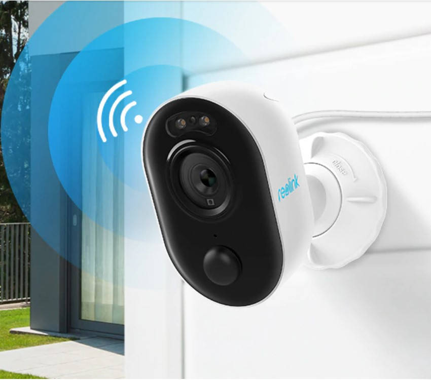 

Уличная водонепроницаемая камера Reolink Lumus 1080P WiFi. Reolink
