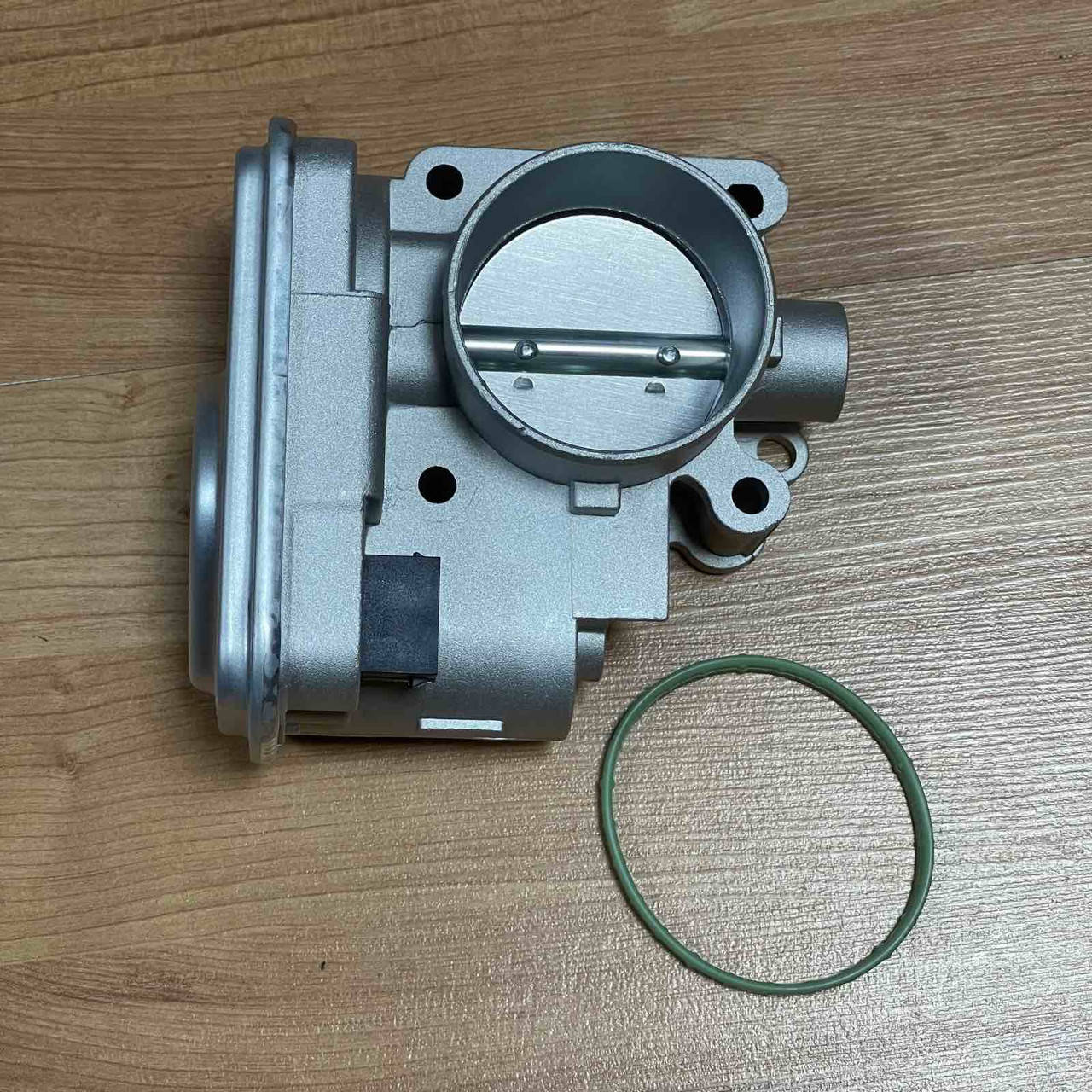 

Дроссельная заслонка OEM Market 4891735AA Dodge Caliber Jeep Patriot Jeep Compass