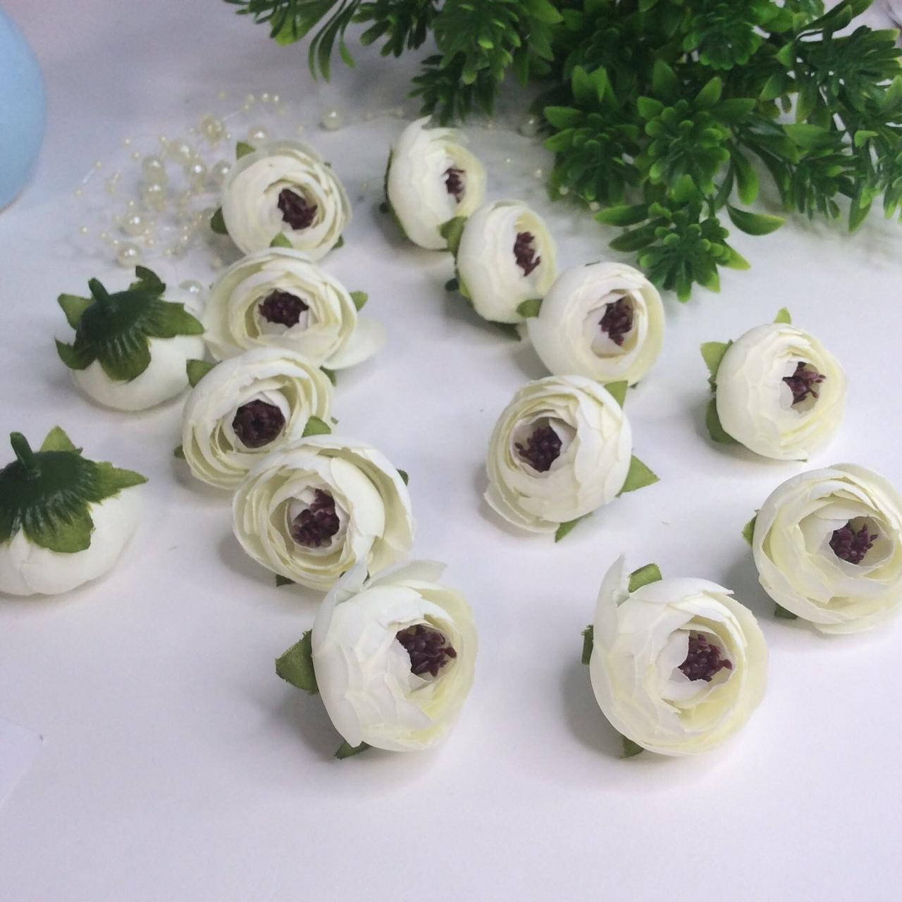 

Искусственные цветы. Головка ранункулюса 4 см. Молочная