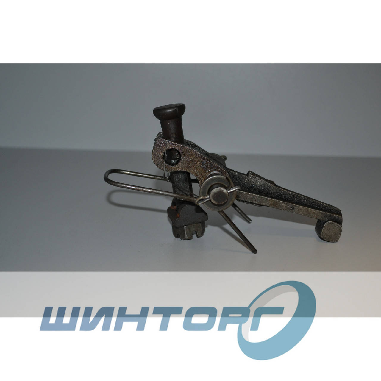 

Лапка сцепления (отводка в сб.) ЮМЗ