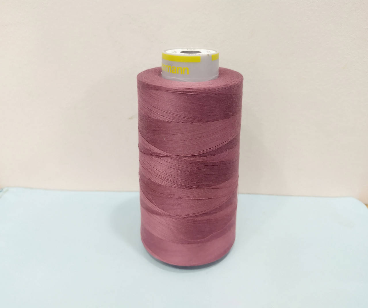 

Нитка Gutermann Perma core №120 5000м.