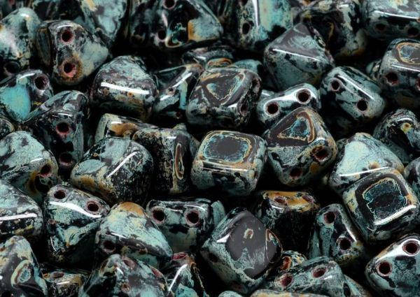 

Pyramid Stud 6mm (2 Holes) Чеські скляні намистини (10 шт)