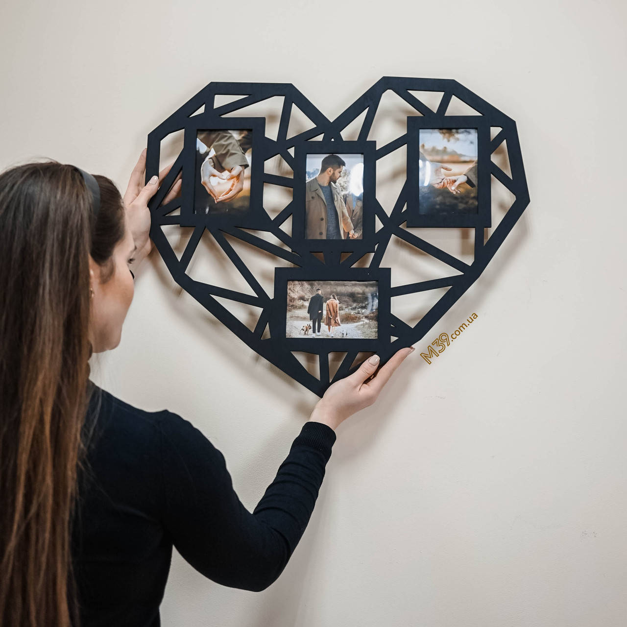 

Фоторамка коллаж сердце маленькое полигональное геометрическое, Черный