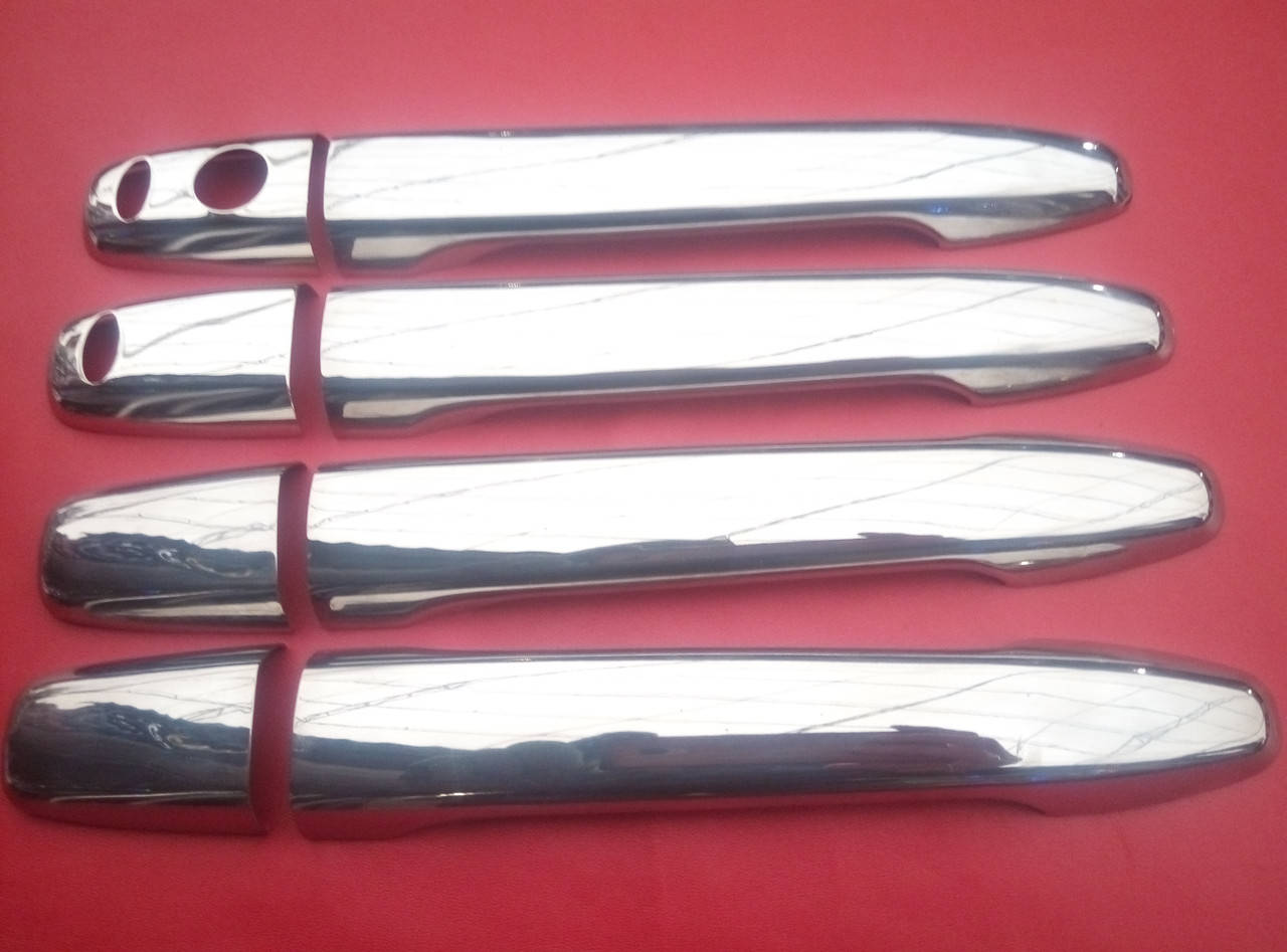 

Накладки на ручки MITSUBISHI OUTLANDER XL бесключевой доступ