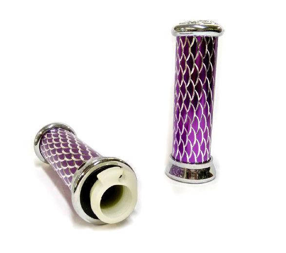 

Ручки руля на мотоцикл, скутер ZX-320 чешуя алюминиевые c внутренностью газа, цвет сиреневый