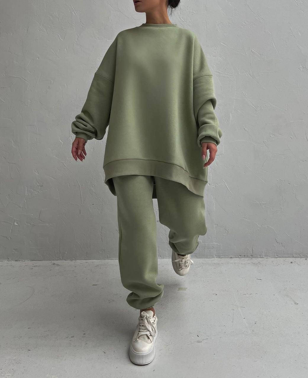 

Утеплённые топовые костюмы на флисе в стиле oversize светлая оливка, 42/46