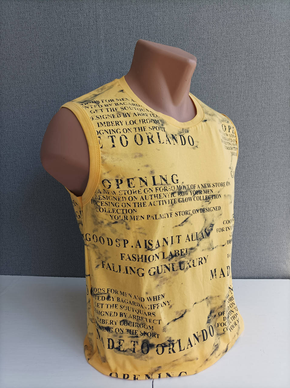 

Мужская желтая безрукавка-футболка elvis