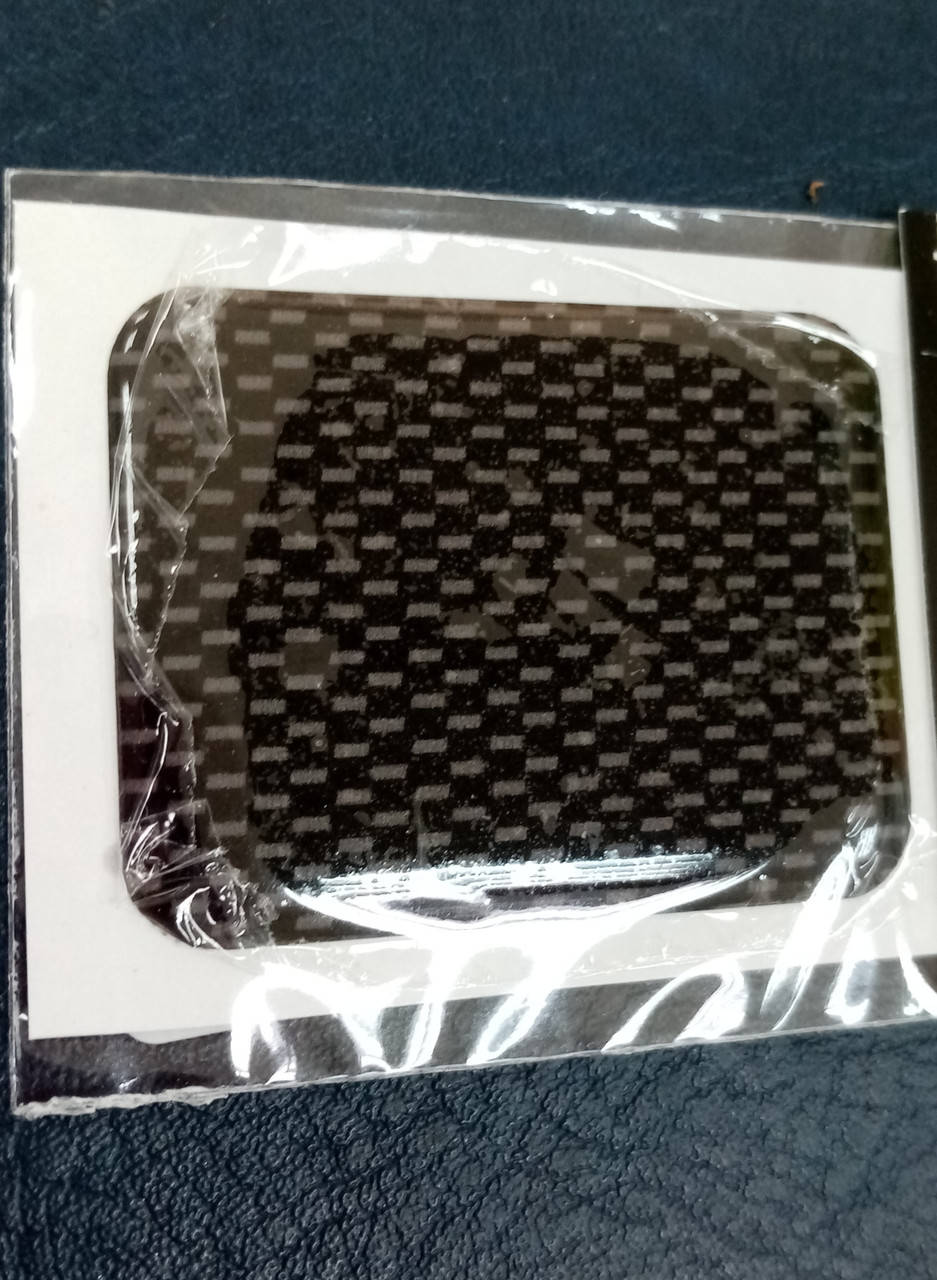 

Силиконовая 3D наклейка КАРБОН 4,5х3,5 см