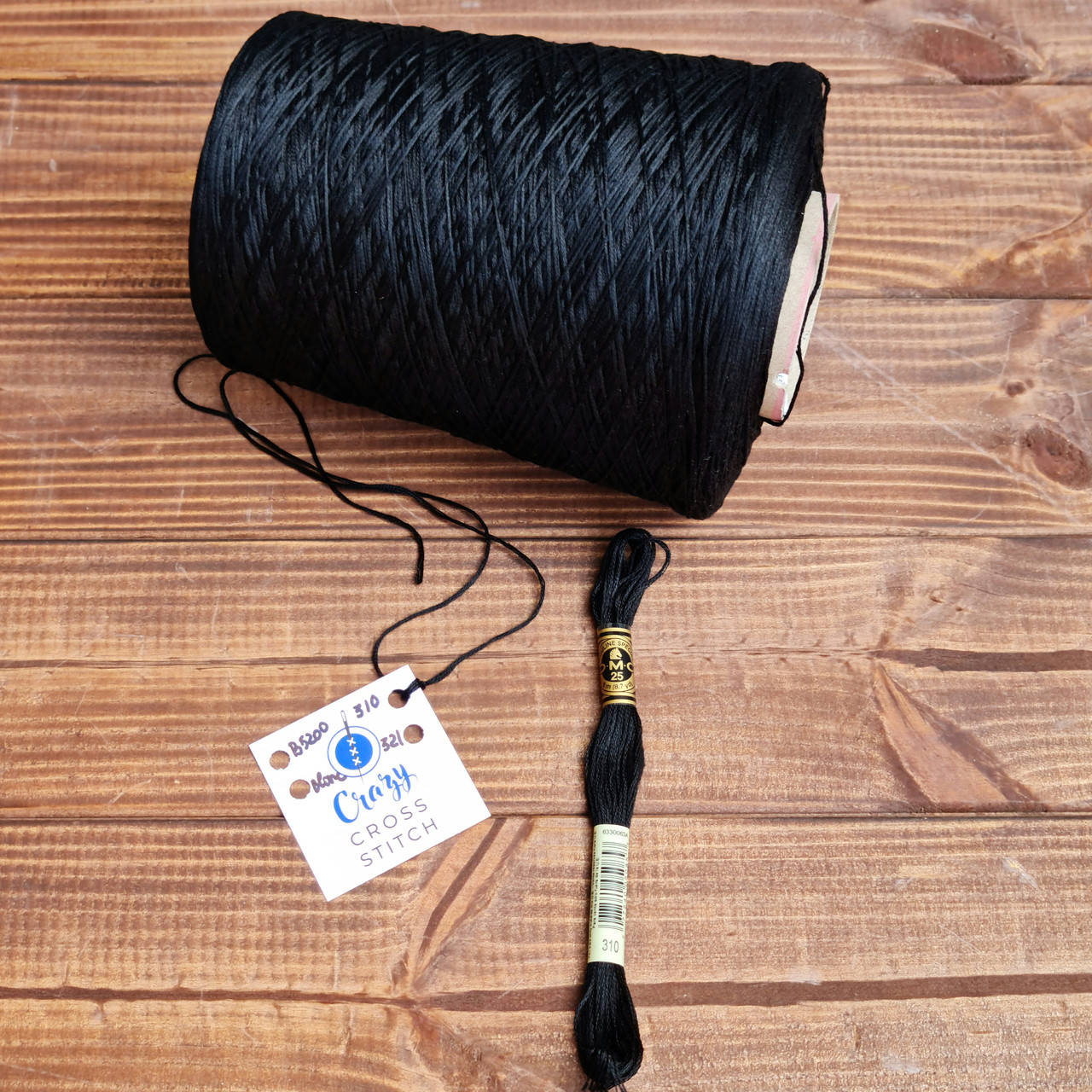 

Мулине DMC 310 Black на метраж, Черный